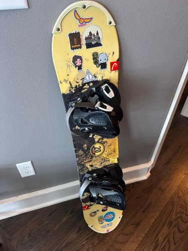 Unisex HEAD Snowboard Freestyle With Bindings Medium Flex True Twin 120 cm (Used)