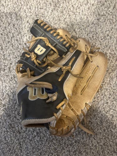 2021 Wilson A2K RH Infield Baseball Glove 11.5" (Used)