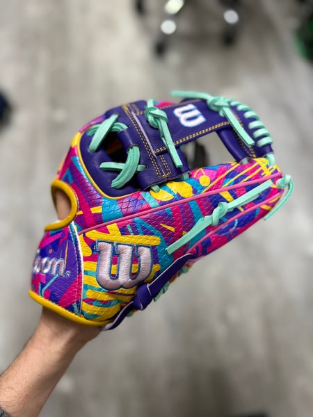 Wilson A2000 GOTM Baseball Glove 11.5" (New)