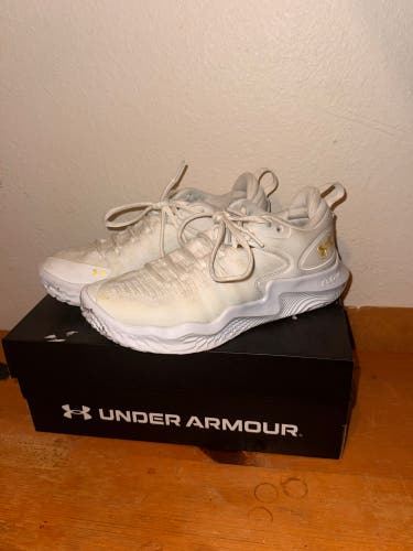 Under Armour W Flow Ace Low Court Shoes