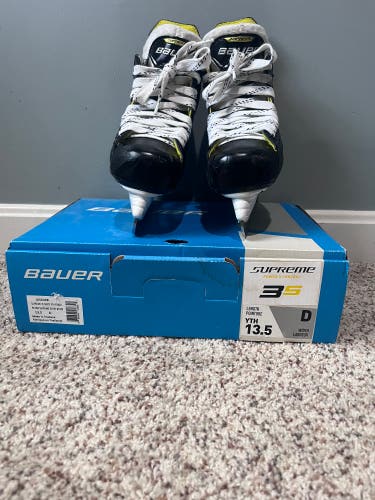 2020 Bauer Supreme 3S Hockey Skates Regular Width 13.5 (Used)