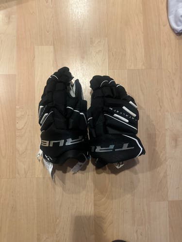 True Catalyst 9X Gloves 14" (New)
