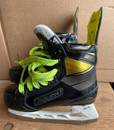 Used Bauer Supreme 3S Pro Hockey Skates Youth 12.5D