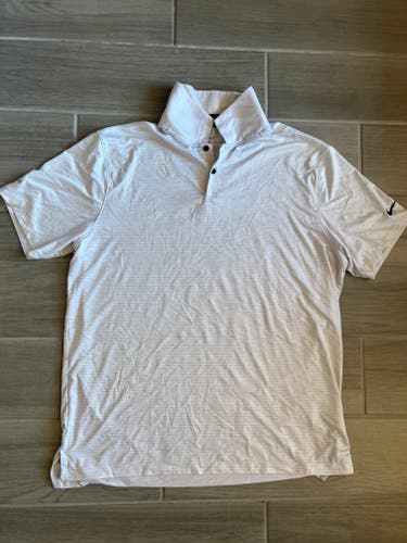 White Large Men's Nike Shirt (Used)