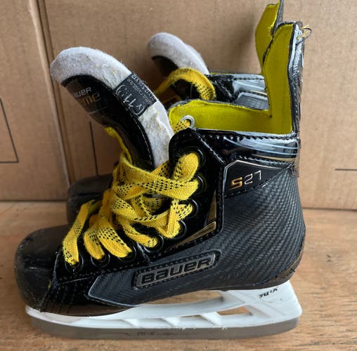 Bauer Supreme S27 Hockey Skates Size Y11.5D
