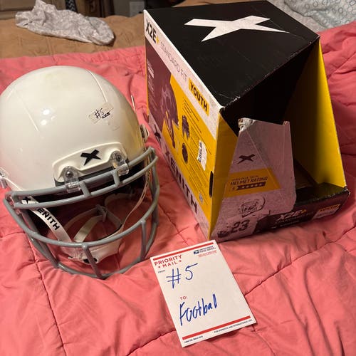 Youth Medium Xenith Helmet (New)