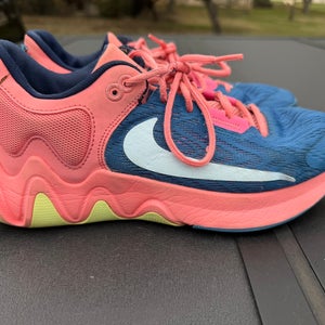 Men's Size M 9.5 (W 10.5) Nike Zoom Freak 3 Shoes (Used)