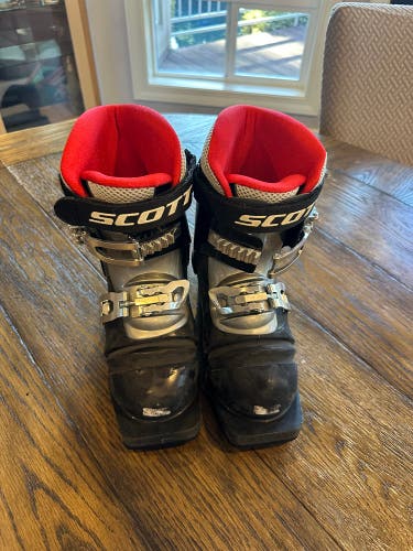 Youth Scott 20.5 Telemark Ski Boots (Used)