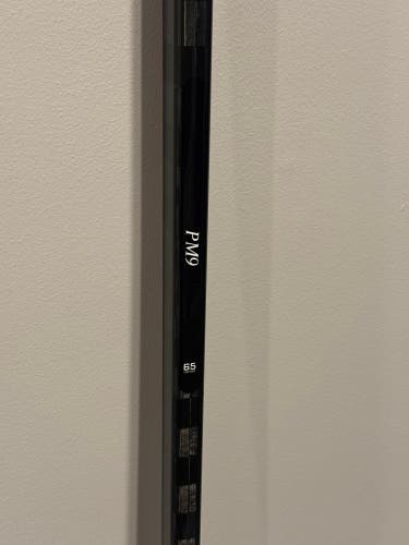 PM9 (ST: Retail "Zetterberg") - OG (RED) - Pro Stock Hockey Stick - RIGHT - 65 Flex (Intermediate)