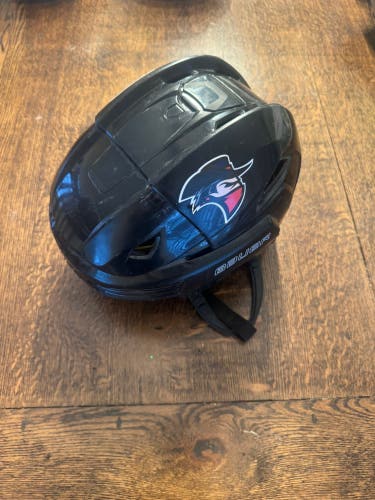Medium Bauer Re-Akt 200 Helmet (Used)