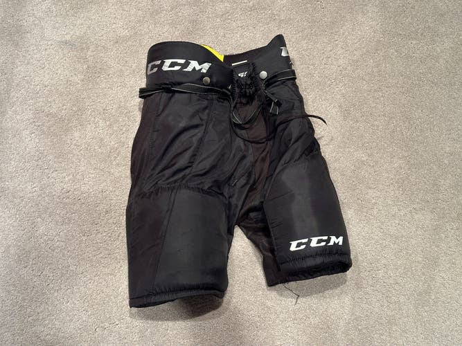 Men's Junior Large CCM Tacks 9550 Hockey Pants (Used)