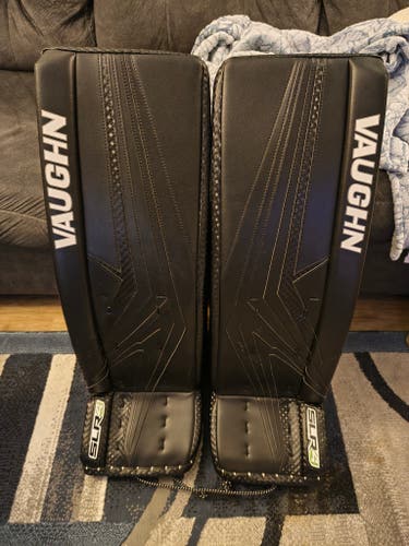 31" 2024 Vaughn SLR4 Goalie Leg Pads (New)