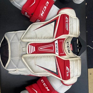 CCM Extreme Flex Shield 2.5 Goalie Chest Protector-Junior Small / Medium-Used
