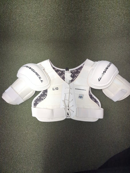 Large Junior Winnwell NXT Shoulder Pads (Used)(#2257)