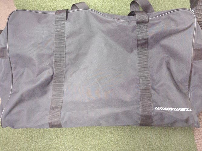 Winnwell Black Carry Bag (Gently Used)(#2259)