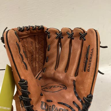 Used Wilson A0700 XLC BB/SB Glove RH Throw Brown And Black 12 1/2" 11725-S000495569