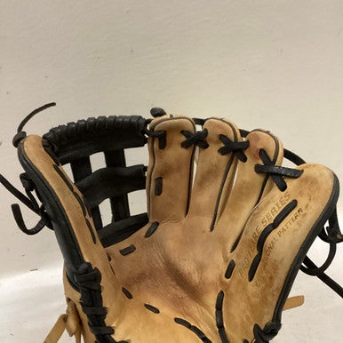Used Louisville Slugger PF14-CR1151 BB/SB Glove RH Throw Tan 13" 11725-S000495620