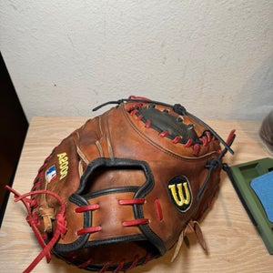 Wilson A2000 RH Catcher's Baseball Glove 32.5" (Used)