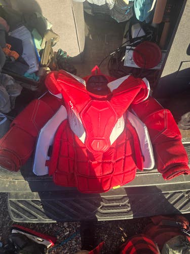 BAUER S23 JH SPEC HYPERLITE 2/MACH SENIOR GOALIE CHEST & ARM - RED