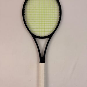 Wilson Pro Staff RF97 V13, 4 1/2 Excellent 9/10