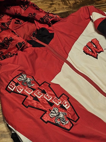Vintage 1990s Wisconsin Badgers Pro Player NCAA Sports Hooded Jacket ...