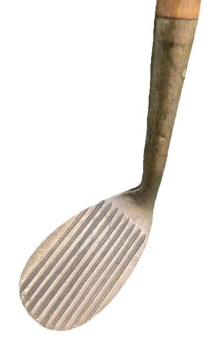 Deep Groove BAKSPIN Accurate Mashie-Niblick 9-R Iron Harrison McGregor Hickory