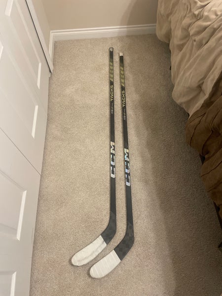 Intermediate CCM Tacks AS-VI Pro Right Handed Hockey Stick P28 65 Flex (Used)