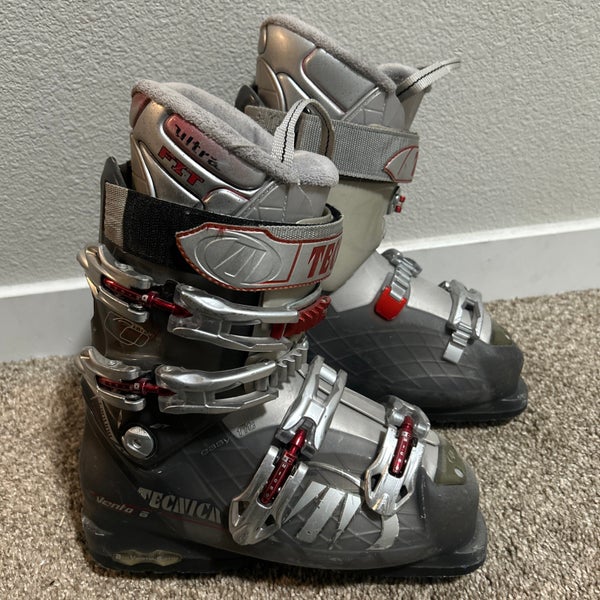 Tecnica Attiva Vento 6 Ski Boots Mondo 24.5 - Men’s 6 - Women’s 7