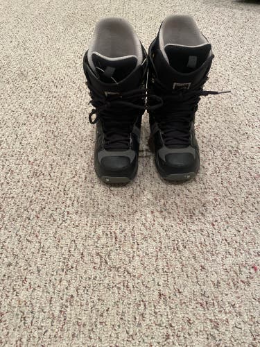Burton Freestyle Snowboard Boots Size 9 M