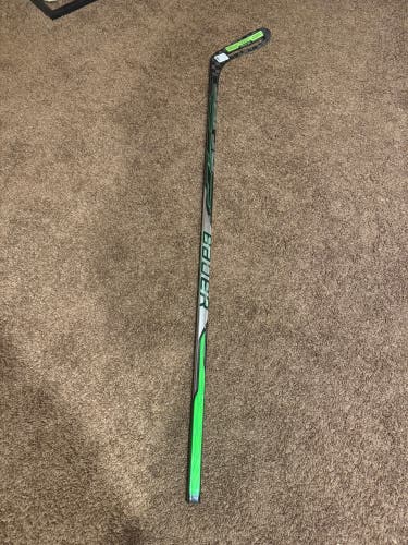 Senior Bauer Sling Right Handed Hockey Stick P28 77 Flex (New)