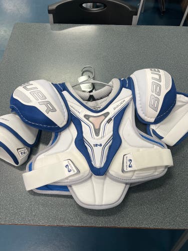 Large Senior Bauer Nexus 1N Shoulder Pads (New With Tags)