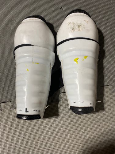 Junior 9" Shin Pads (Used)