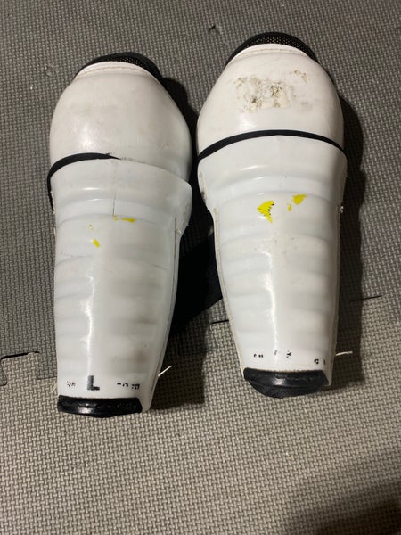 Junior 9" Shin Pads (Used)