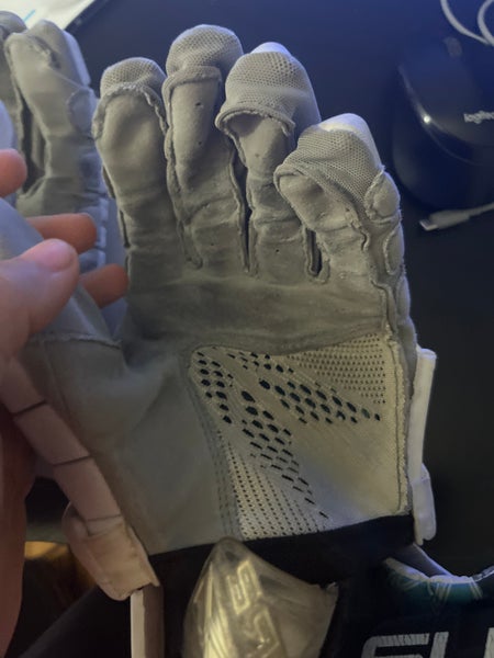 STX Surgeon RZR2 Lacrosse Gloves 13" (Used)