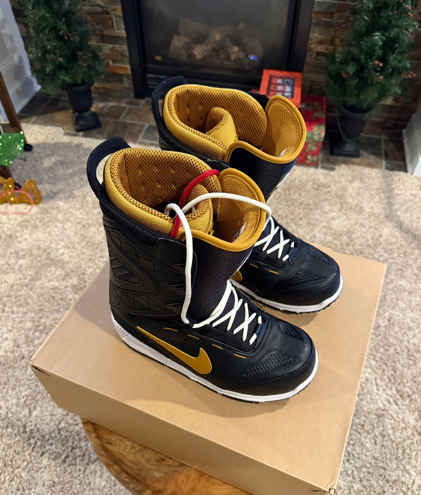Nike Zoom Kaiju Snowboard Boots | New and Used on SidelineSwap