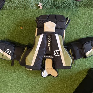 Medium Warrior Goalie Chest Protector (Used) RX5 Pro