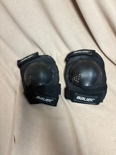 Senior Medium Bauer Elbow Pads (Used)
