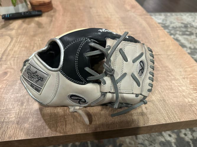 2024 Rawlings Heart of the Hide RH Infield Baseball Glove 11.5" (Used)