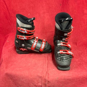 Ski boots: Mondo 23 & 23.5 Nordica Ski Boots (Used)