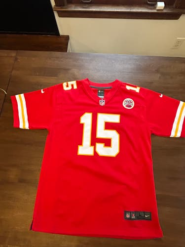 Lot of 4 Youth NFL Jerseys YL and YM