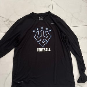 Washington & Lee Football Nike Dri Fit Long sleeve- New