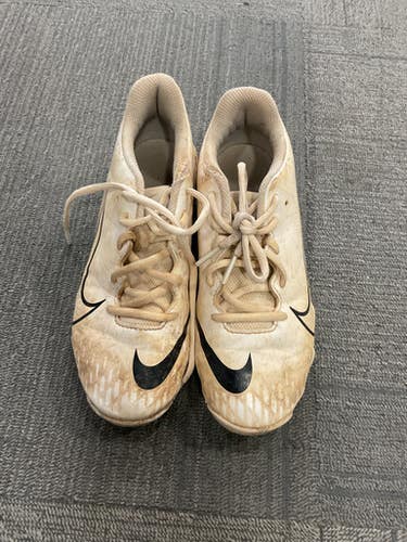 Used Nike SOFTBALL BB/SB Cleats White Junior 04 11614-S000227516