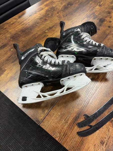 2024 CCM RibCor 100k Pro Hockey Skates Size 6 (Used)