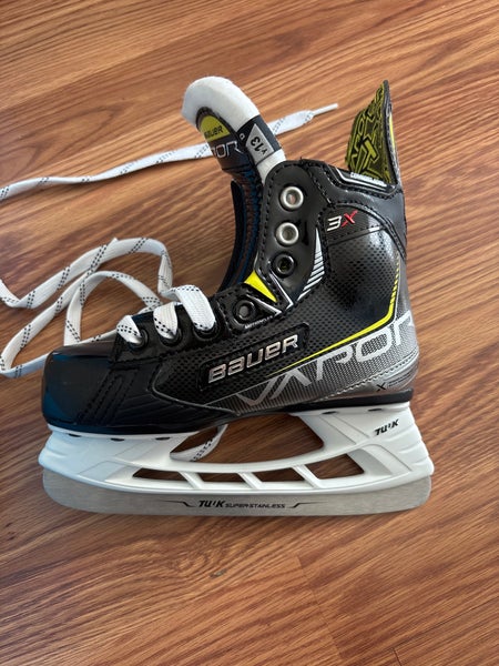 2021 Bauer Vapor 3X Hockey Skates Regular Width 13 (New)