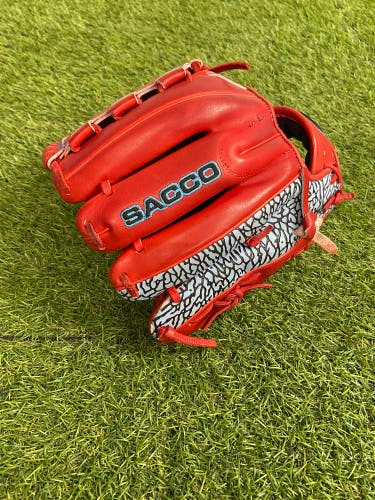 Red Sacco RH Pitcher's Baseball Glove 12" (Used)