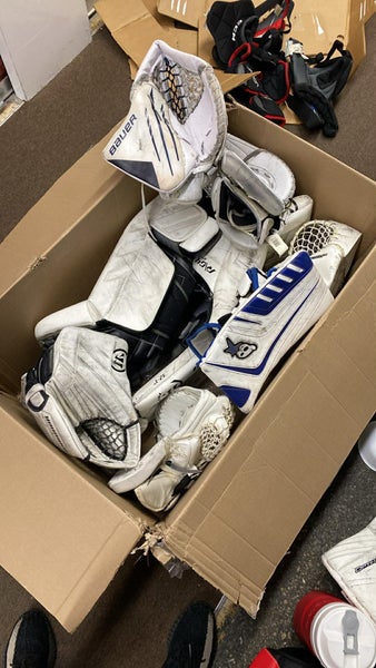 33" Warrior Ritual GT2 Goalie Leg Pads (Used)