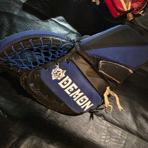 Demon Catch Glove Regular (Used)