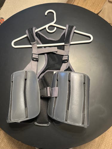 Warrior Fatboy Lacrosse Rib pads