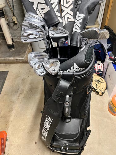 PXG 0211 Complete Set Stiff with Tour Staff Bag