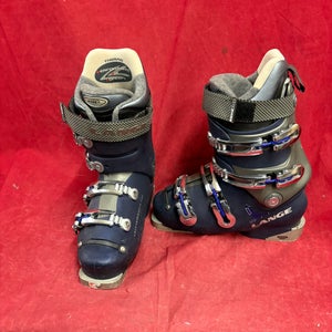 Ski Boots: Mondo 24 & 24.5 Lange Ski Boots Medium Flex (Used)